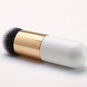 Lux Kabuki Makeup Brush